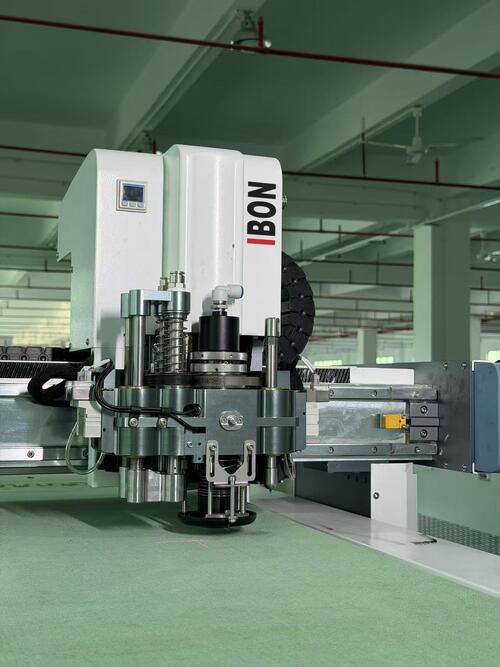 IB1625 специальная режущая машина для завода упаковки