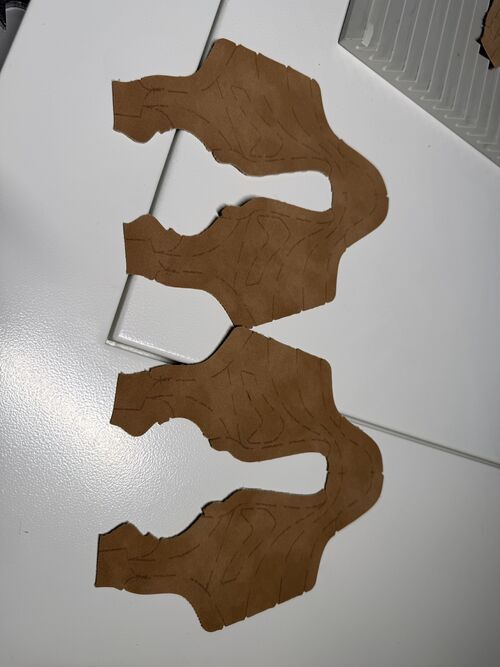 Машина для маркировки верхней части обуви IBON для обувной промышленности.