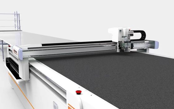 Автоматическая машина для резки одежды 11кВт CNC-машина для резки тканей с поддержкой CE