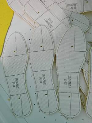 Хорошая цена Машина для маркировки обуви IBON для обувного рынка Бразилии онлайн