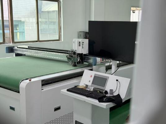 CNC-режущая машина для коробки с ножом, не требуется прокладки, высокая точность для картонных и упаковочных коробок.